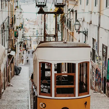 New! Grand & - Blue Bica Pessoa Apartment Lisbon
